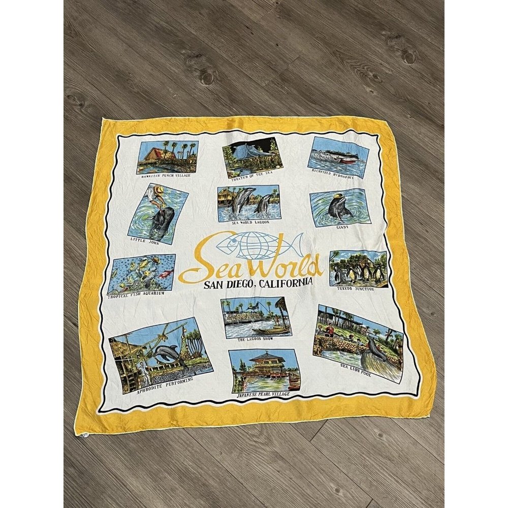Vintage 60s/70s Sea World San Diego Souvenir Scarf Original Attractions Animals